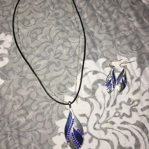 Necklace earrings set winter blue